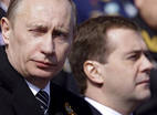 Американские дипломаты считают Дмитрия Медведева политическим заложником Бэтмена-Путина 