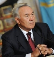 В президенты Казахстана выдвинули кандидатом Назарбаева