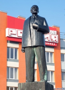 Советск: полупокрашенный Ленин стал анекдотом 