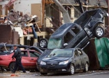 Число жертв торнадо на юге США возросло до 72 человек 