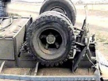 На Ленинградском шоссе в Подмосковье перевернулся грузовик — образовалась крупная пробка 