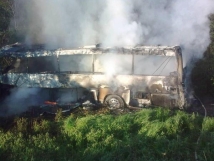 Водитель Volvo спровоцировал ДТП на трассе Москва — Рига, при котором сгорели семь человек 