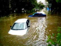 МЧС: ливень затопил 6 многоэтажек и 160 частных домов в Пятигорске 