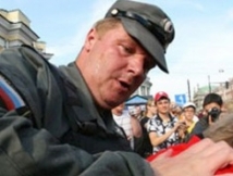 В 2012 году российская полиция получит триллион 