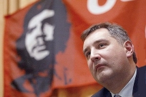 Вернуть «Родину» требует Рогозин от Миронова, обвиняя «СР» в рейдерском захвате партии 