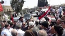 В Сирии продолжаются столкновения между оппозицией и правительственными войсками возле города Растан