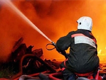 Пожар в доке подводной лодки «Екатеринбург» еще не потушен 