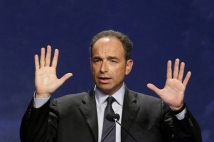 Французские правоцентристы выбрали себе нового лидера вместо Саркозим