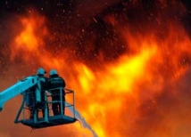 В Санкт-Петербурге горит рынок  