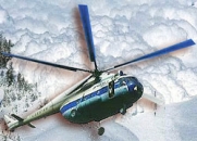На Камчатке вертолет попал в лавину
