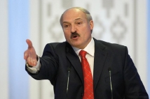 Лукашенко пригрозил чиновникам народным гневом и посоветовал не совать голову в петлю 