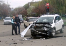 Молодой лихач погиб, устроив аварию на Новорязанском шоссе, еще двое ранены 
