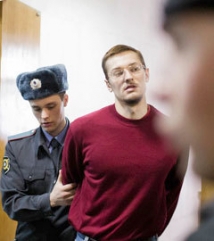 Ярославу Белоусову стало плохо в суде — подробности от адвоката Аграновского