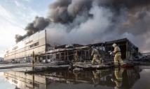 Пожар в торговом  центре Казани: четверо погибли, 36 — пострадало, под завалами 15 человек 
