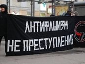 Задержанным на антифашистской акции в Питере активистам не хватило мест в камерах <br />
