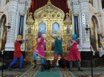 Девушкам, спевшим молебен «Богородица, Путина прогони» в храме Христа Спасителя, грозит 7 лет тюрьмы