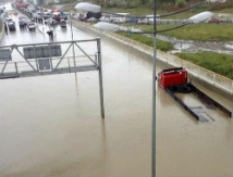 Олимпийскую столицу заливают дождь и реки